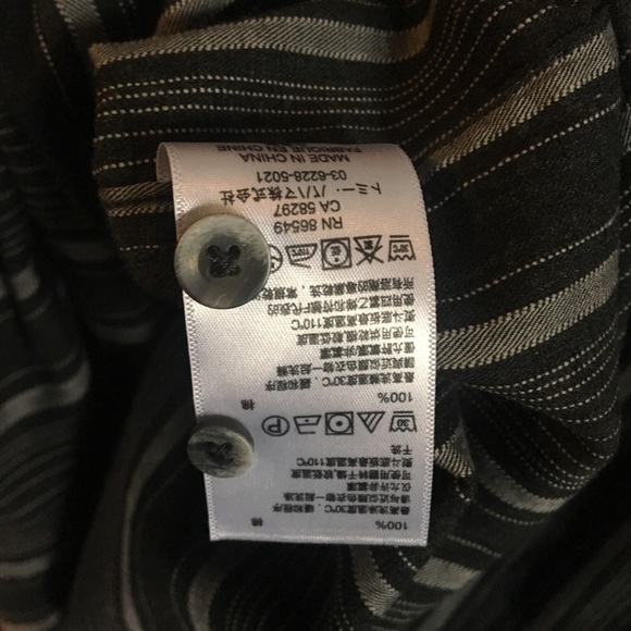 Tommy Bahama Large Button Down - Picture 8 of 8